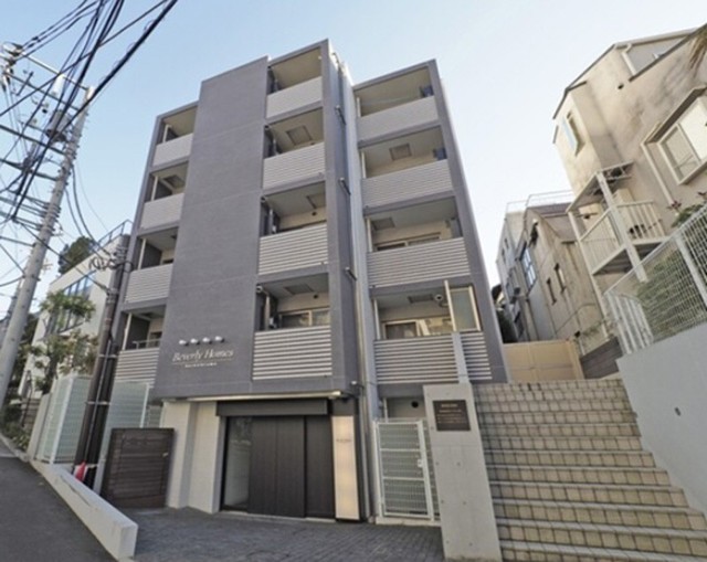 渋谷区鶯谷町１０丁目 【賃貸居住】マンション