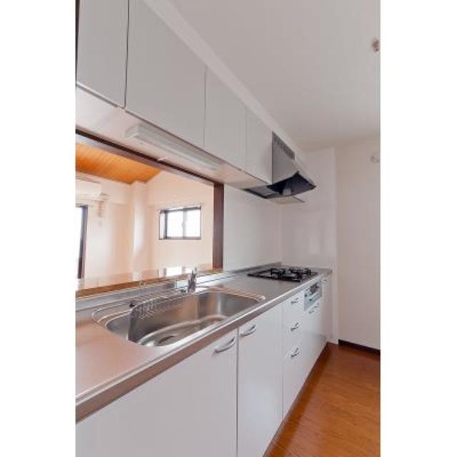 ※写真は同タイプ住戸です。(キッチン)