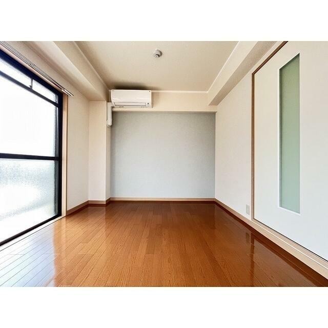 (居間)