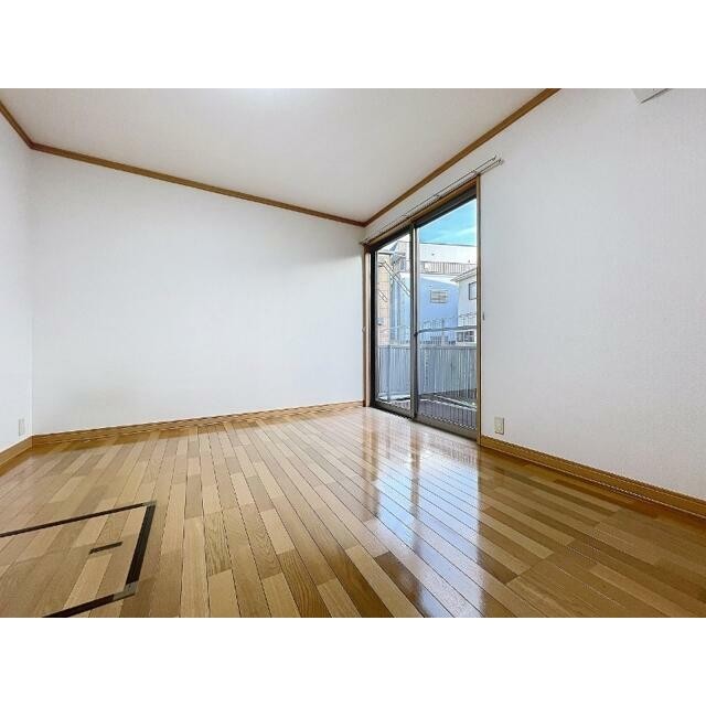 (居間)