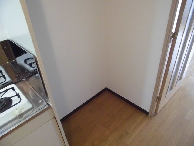 冷蔵庫置き場