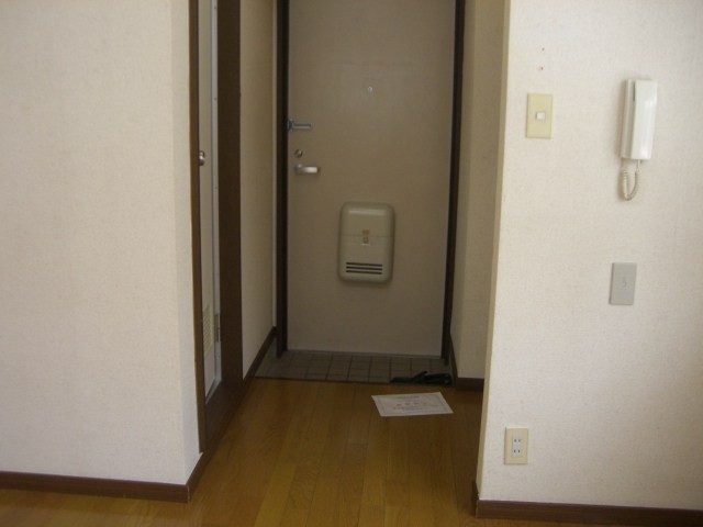 (玄関)