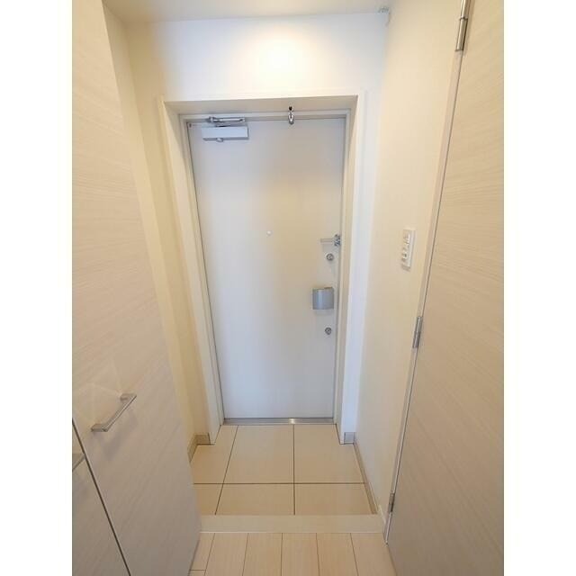 (玄関)