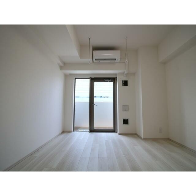 洋室約7.5帖(居間)
