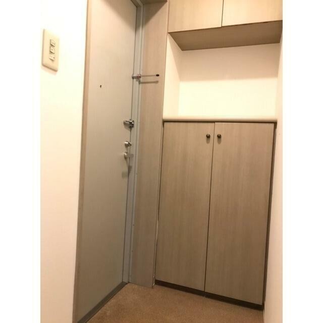 (玄関)