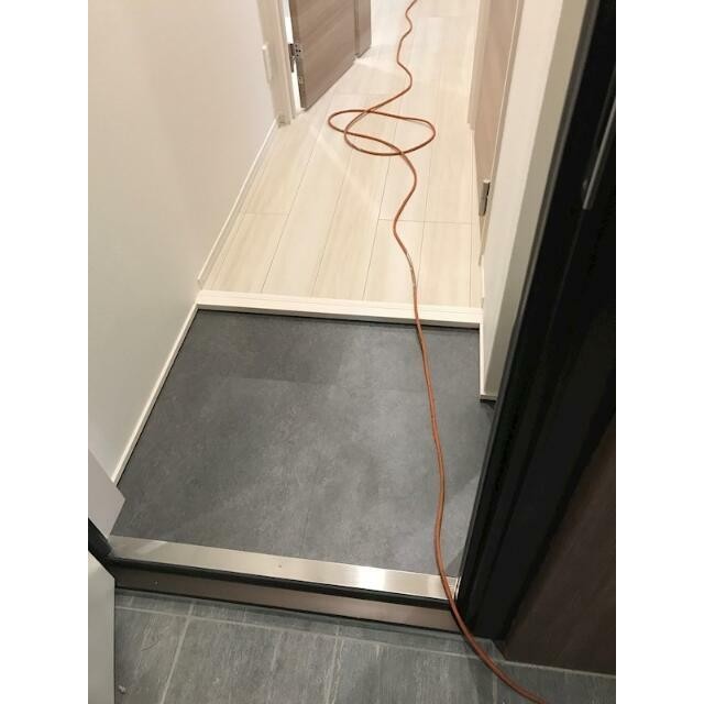 (玄関)