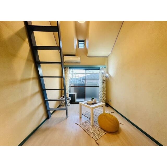 南仏風のリノベ室内(居間)