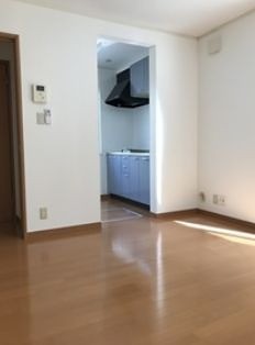 (居間)