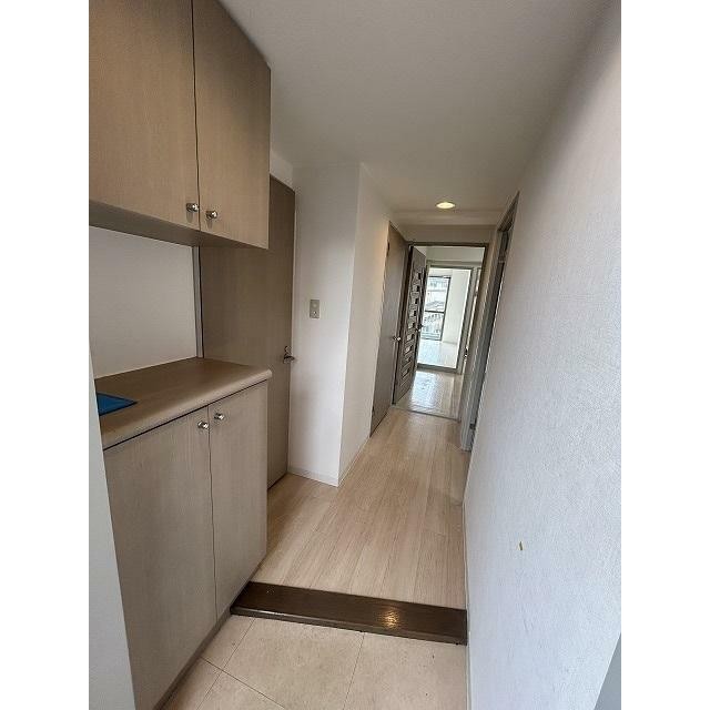 (玄関)