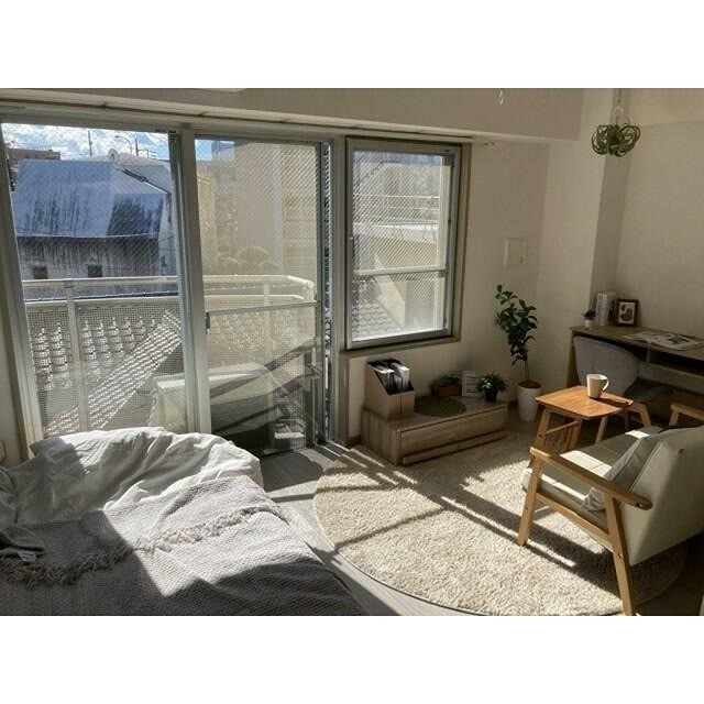 (居間)