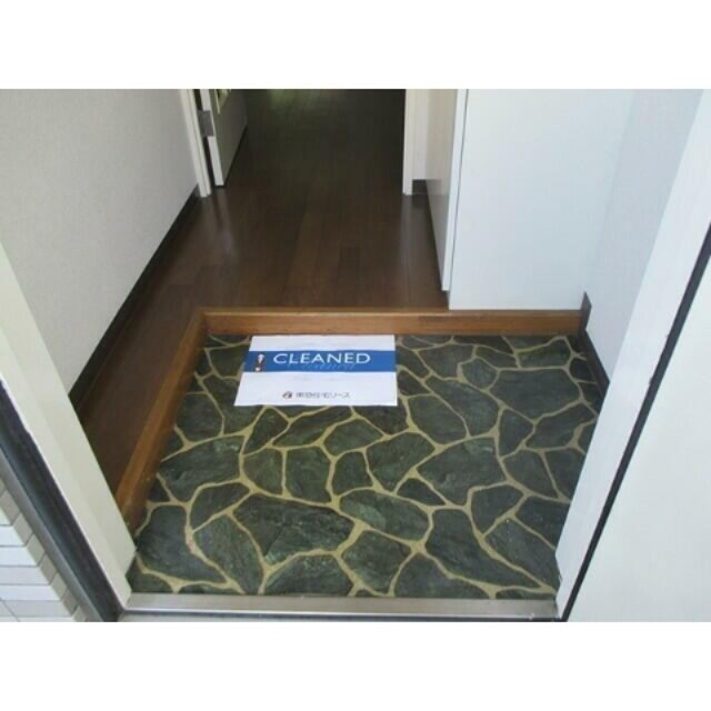 ※同仕様写真含む(玄関)