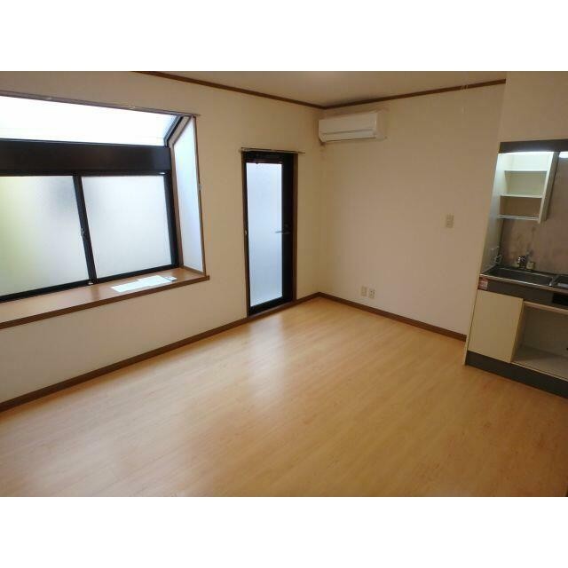 洋室7.5帖(居間)