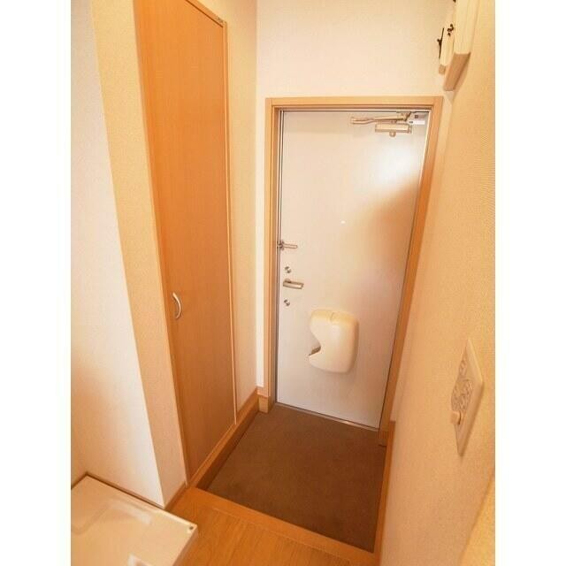 同タイプ・別部屋画像(玄関)