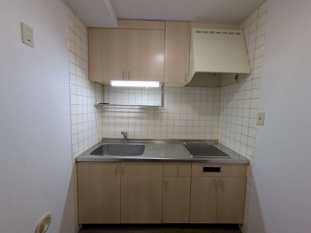 世田谷区立太子堂小学校（三軒茶屋）（1222m）(周辺)