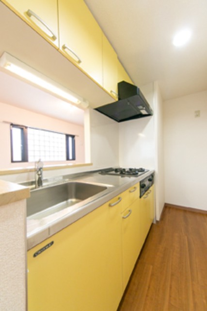 ※写真は同タイプ住戸です。(キッチン)