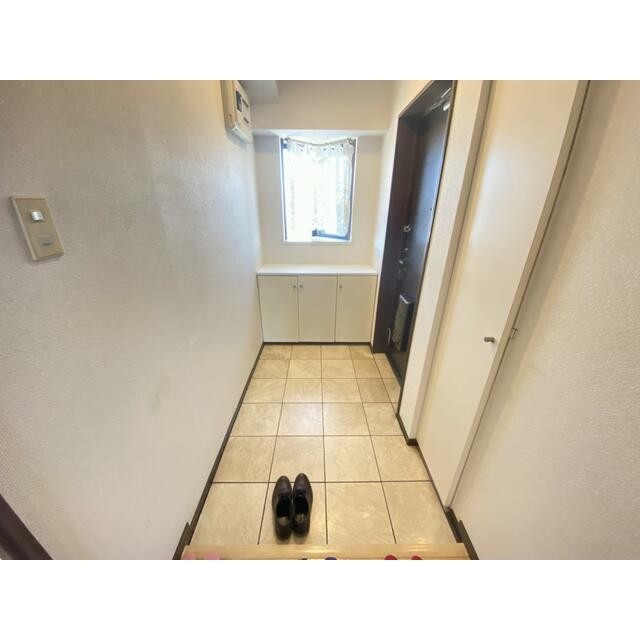 ※別部屋参考写真(玄関)