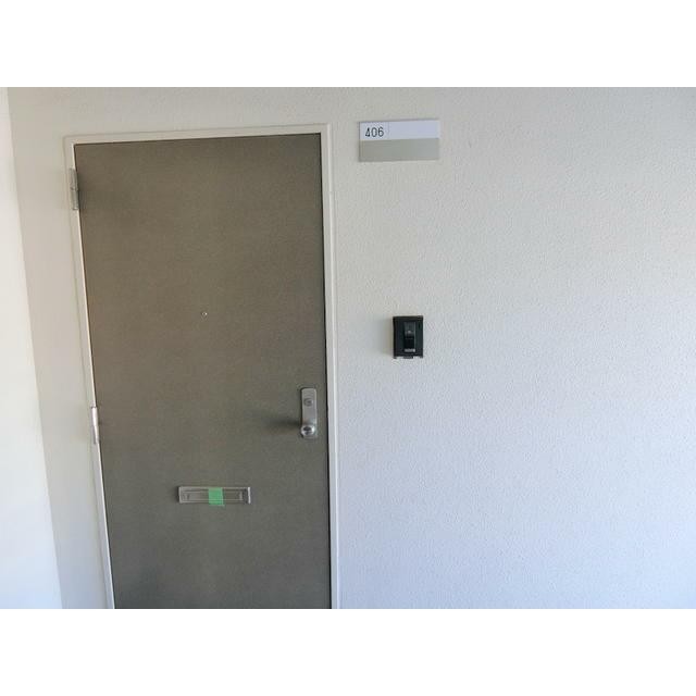 (玄関)