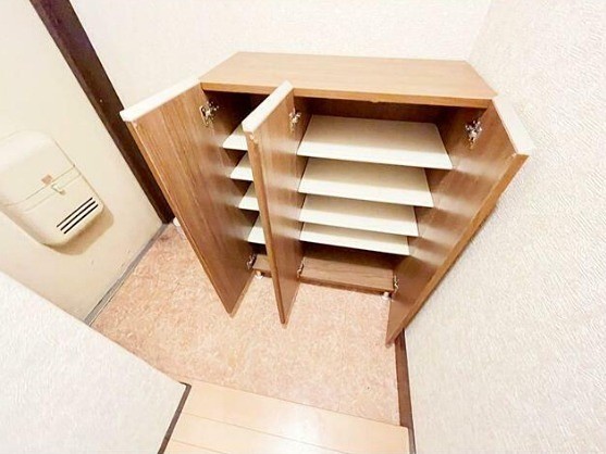 (玄関)
