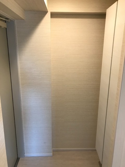 (玄関)