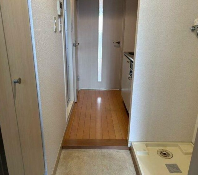 (玄関)