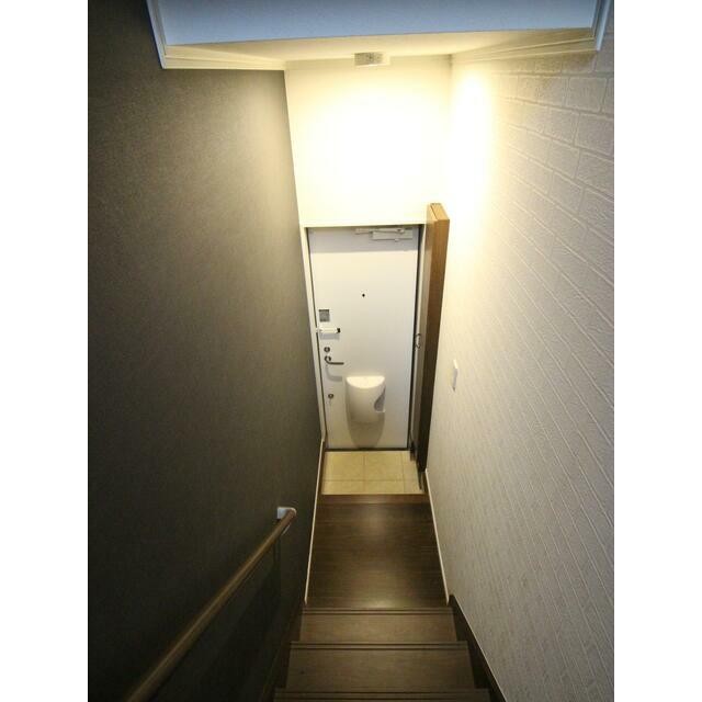 アーバン下北沢(玄関)