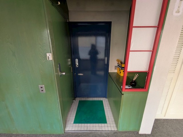 (玄関)