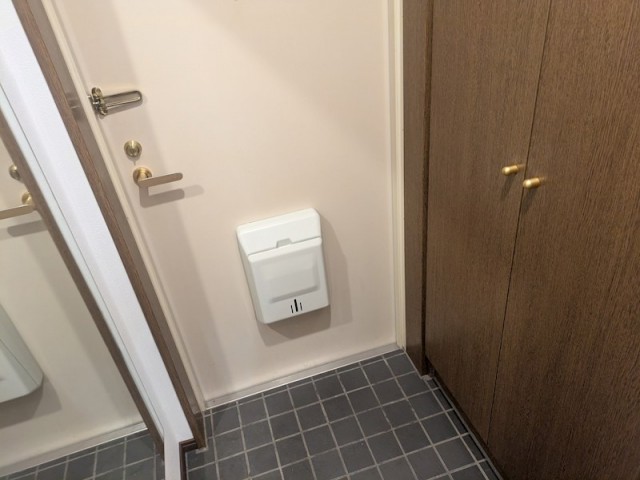 (玄関)