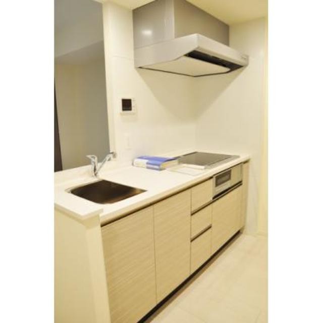 ※写真は同タイプ住戸です。(キッチン)