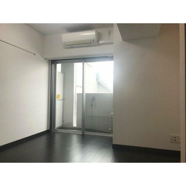 (居間)