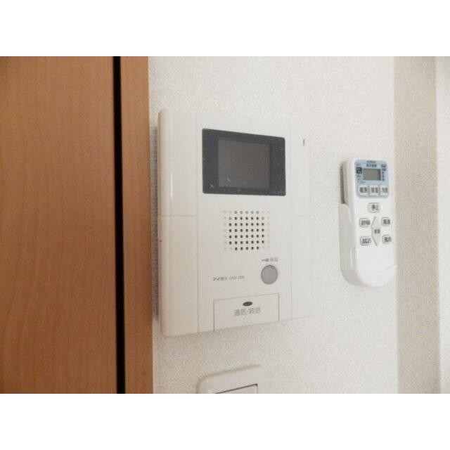※写真は別部屋です。