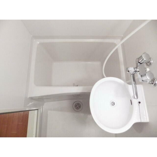 ※写真は別部屋です。(風呂)