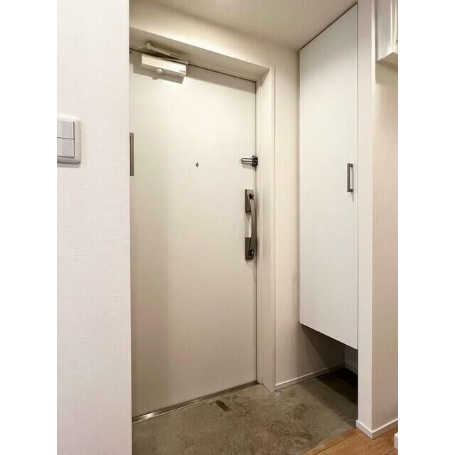 玄関（別部屋）(玄関)