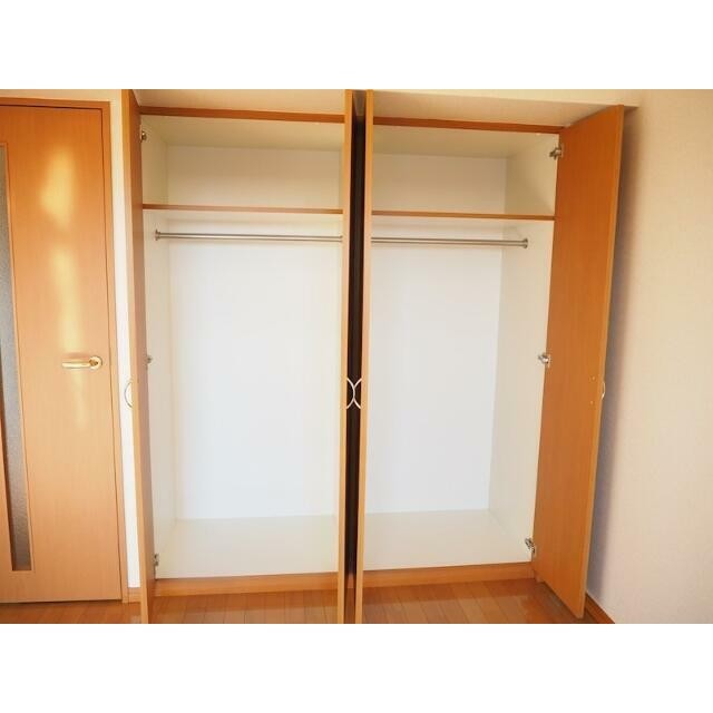 クローゼット(内装)