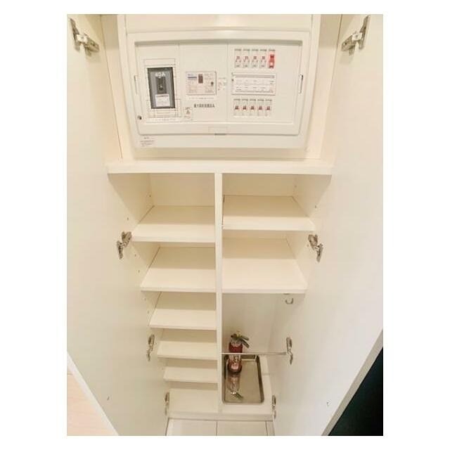 ※同仕様写真含む(玄関)