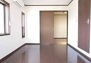 (居間)