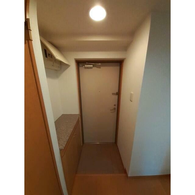 (玄関)