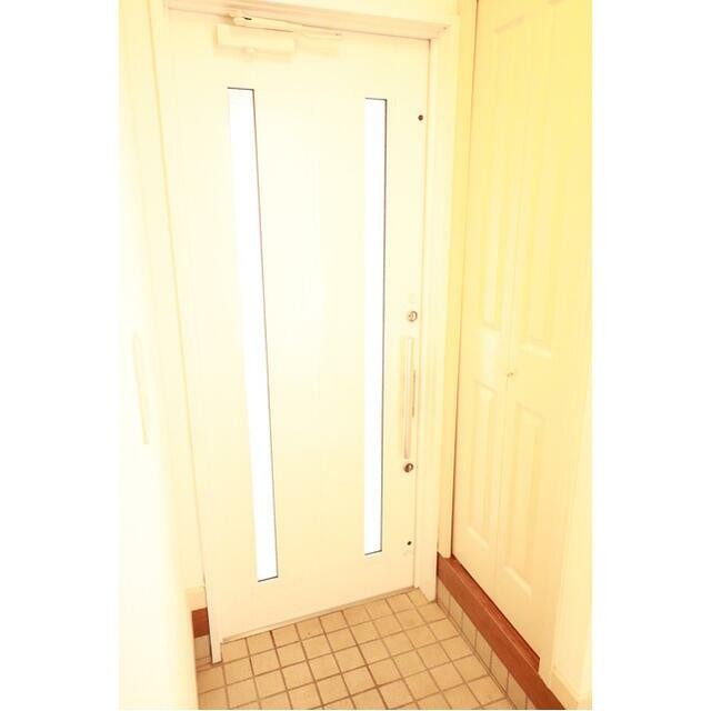 (玄関)