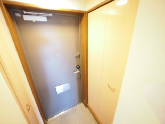 (玄関)