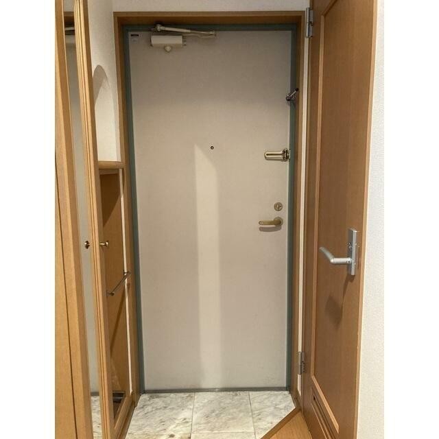 (玄関)