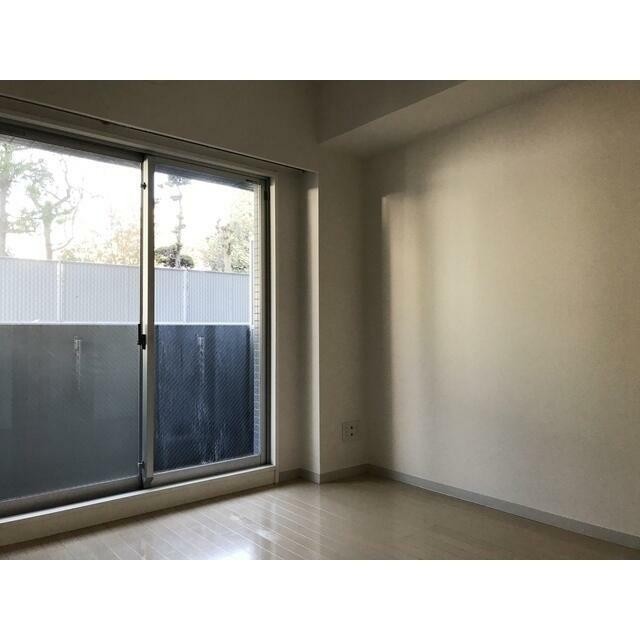 (居間)