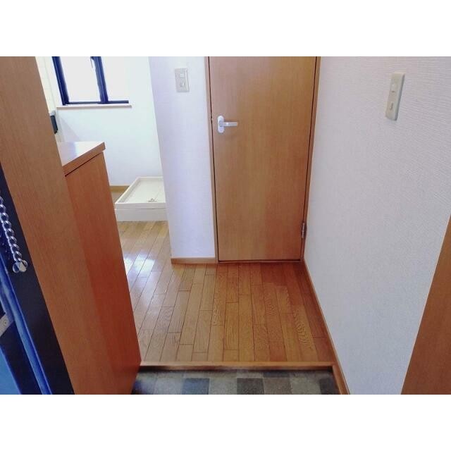 (玄関)