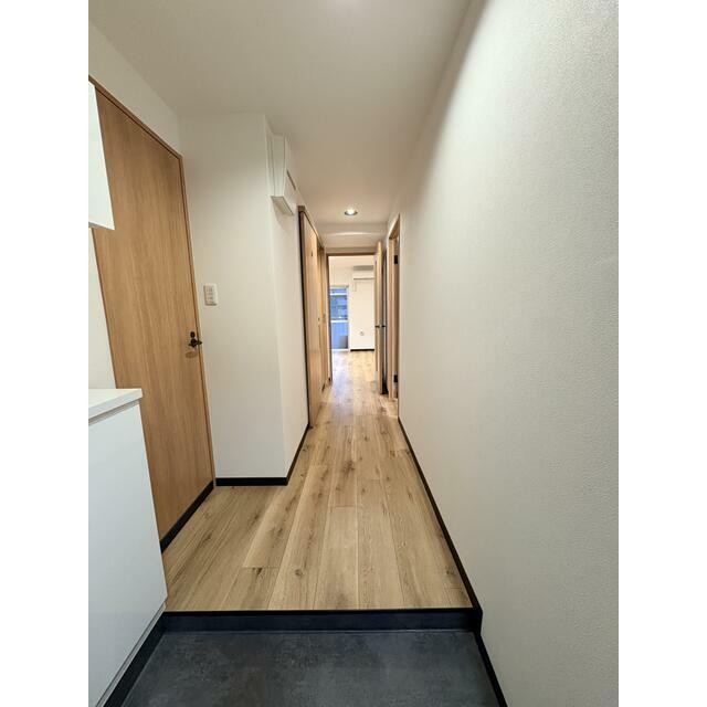 (玄関)