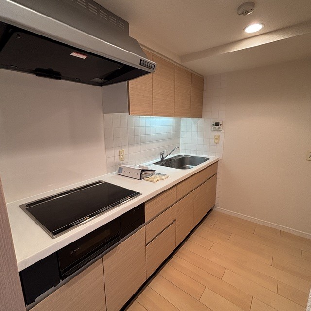 ※写真は同タイプ住戸です。(キッチン)