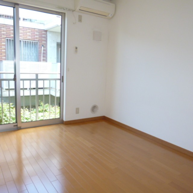 (居間)