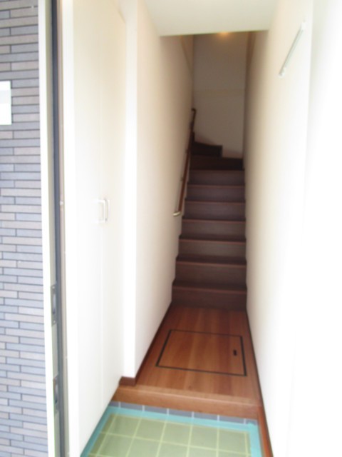 (玄関)