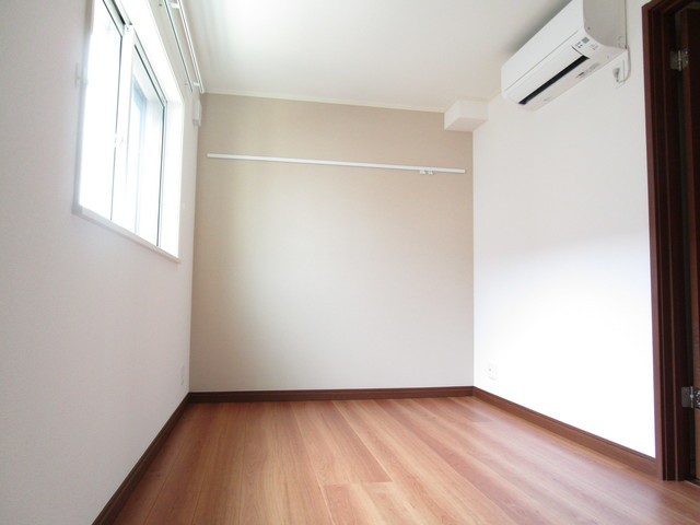 (居間)