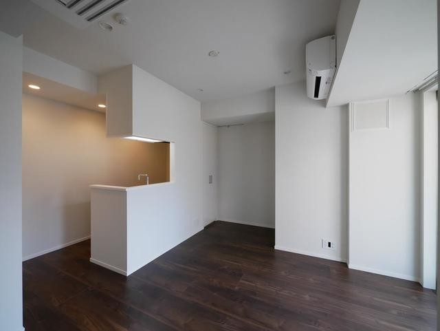 ※写真は同タイプ住戸です。(居間)