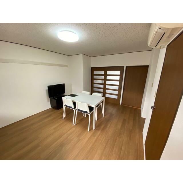 別部屋参考（家具家電はございません）(居間)