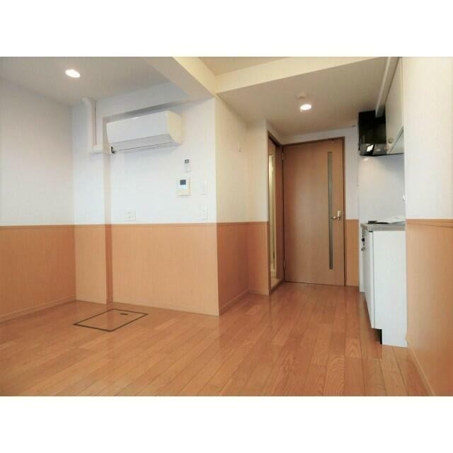 (居間)