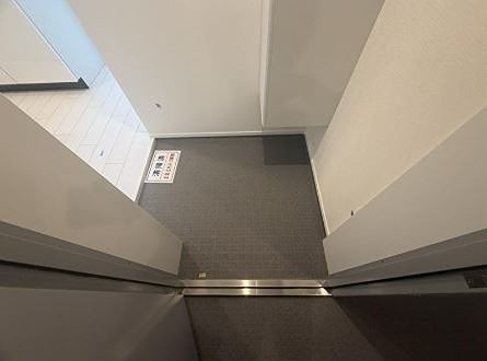 ※同仕様写真含む(玄関)